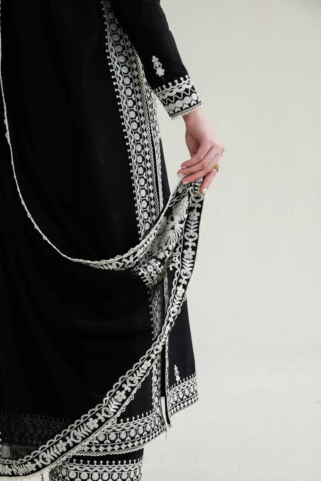 ZAIB-3PC LAWN EMBROIDERED SHIRT WITH KHADDI NET EMBROIDERED DUPATTA AND TROUSER-RP-4778