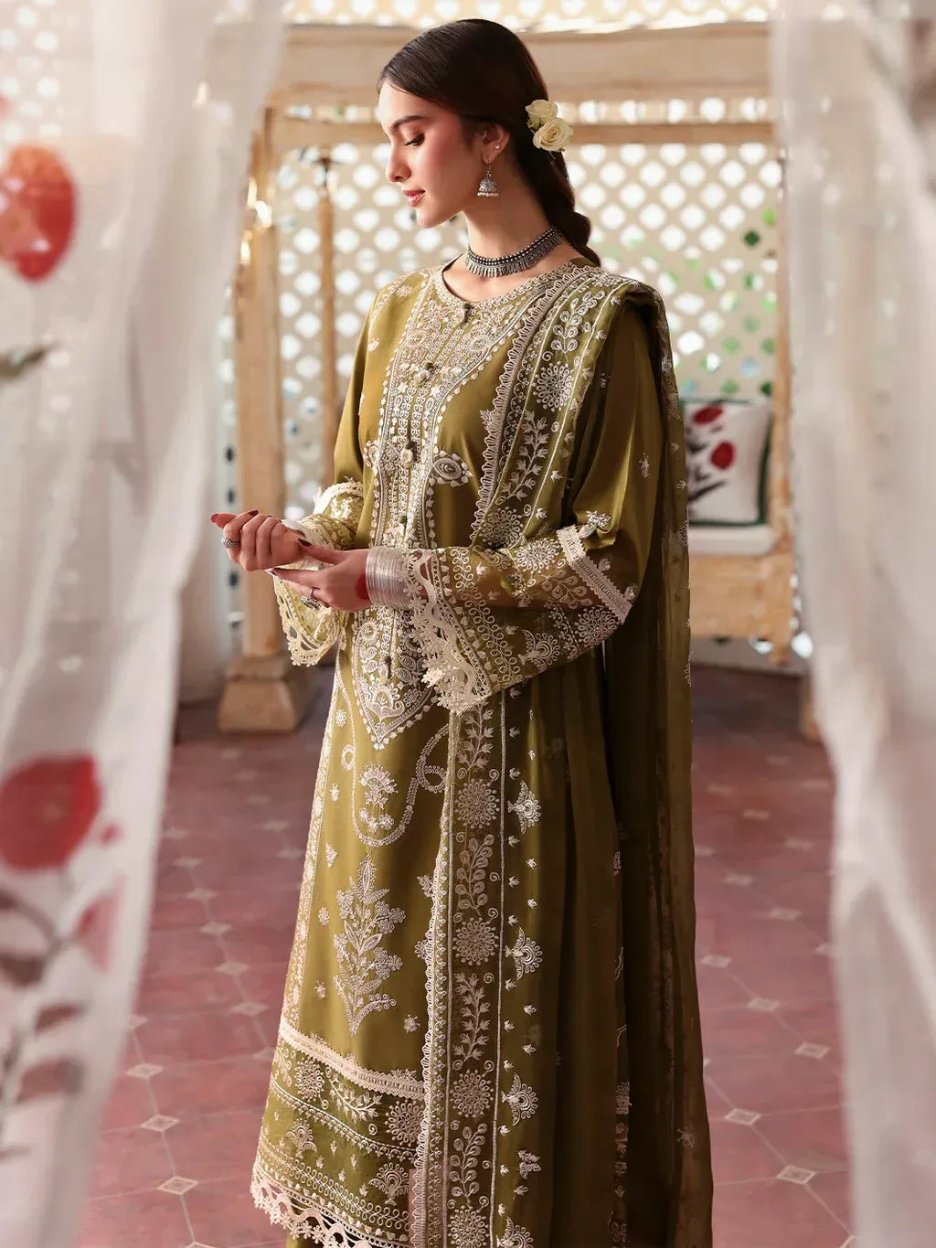 MAHNUR-3PC LAWN EMBROIDERED SHIRT WITH LAWN EMBROIDERED DUPATTA & TROUSER-RP-4522 - Rang Pasand